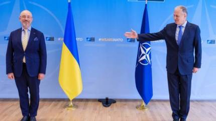 НАТО не имеет плана вступления Украины в альянс, но держит двери открытыми