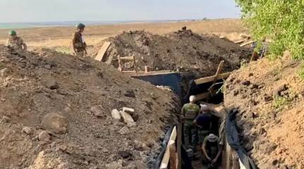 Депутат Рады: командиры ВСУ выбивают с бойцов деньги, на которые открывают АЗС, где продают украденное топливо