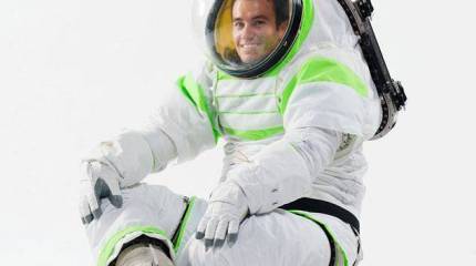 NASA представила прототип нового скафандра