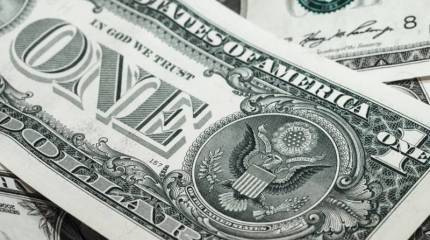 Американский эксперт: Экономика США может оказаться на пороге глубокой рецессии из-за «политических разборок»