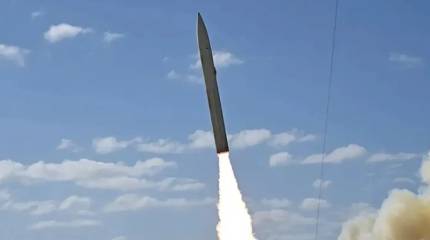 «Ударит по Москве из Лондона»: подробности о гиперзвуковой ракете США Dark Eagle