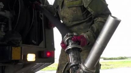Российские войска получили мобильные бронированные автозаправочные станции для применения в зоне СВО