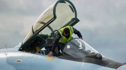 Новая партия многоцелевых истребителей Су-35С пополнила российские ВКС