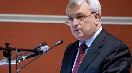 Замминистра обороны: "Российская авиагруппа имеет задачу продолжить нанесение ударов по объектам террористов (в Сирии)"