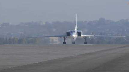 Российские Ту-22М3 начали полёты над акваторией Средиземного моря