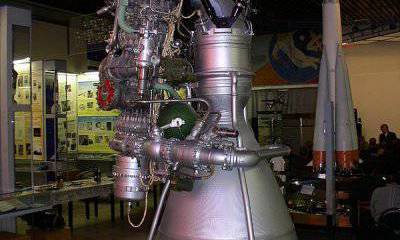 Откуда на их ракете наш супердвигатель. Статья-заявление в органы о возможной измене Родине