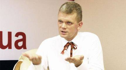 Вчерашние соратники по "революции достоинства" обвиняют друг друга в коррупции