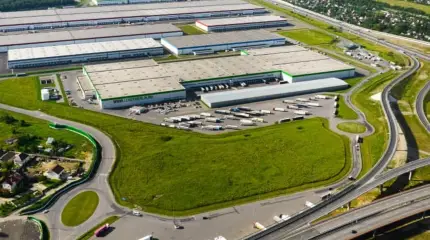 Zapach chemikaliów w Domodiedowie: Miasto usuwa skutki ataku dronów ukraińskich sił zbrojnych.
