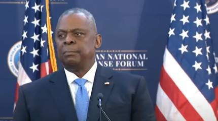 Американский журналист: Глава Пентагона угрожал конгрессменам отправкой их детей на войну с Россией, если те не выделят деньги Украине