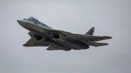 У российского многоцелевого истребителя Су-57 появился «электронный второй пилот»