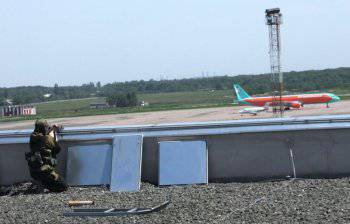 Украинские военные потеряли два вертолета в районе донецкого аэропорта