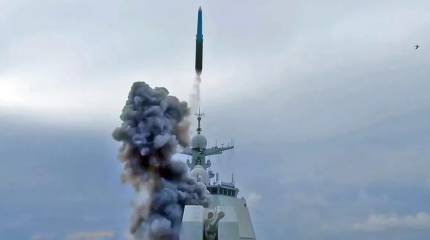 Китай показал запуск гиперзвуковой ракеты YJ-20 с эсминца типа 052D