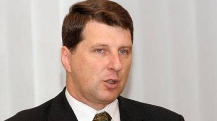 Раймонд Вейонис. Из кресла министра обороны Латвии в кресло президента