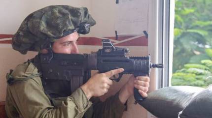 Главный раввинат Израиля разрешил гражданам страны носить оружие и использовать средства связи по субботам