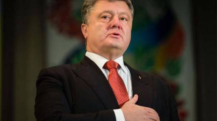 Порошенко заявил, что дата местных выборов в Донбассе будет назначаться после принятия решения ВРУ