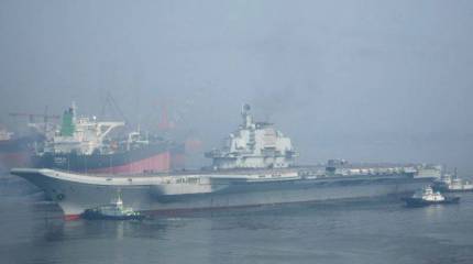 Китайский авианосец вернулся на базу