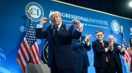 Глава МИД Ирана: Трамп начал войну на Ближнем Востоке, «чтобы повеселиться»