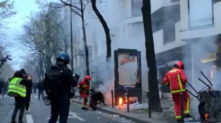 «Хулиганы громят Французскую республику»: глава МВД Франции высказался о масштабных акциях протеста