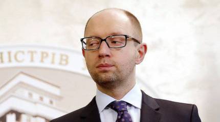 Яценюк обвинил Россию в гибели людей на остановке в Донецке