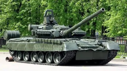 О том, почему танкам Т-80БВ динамическую защиту на борта не завезли