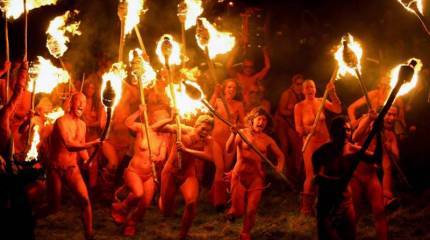 Сатанинские пляски вокруг железного идола в Германии