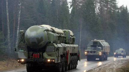 Ракеты наши, колеса ваши. Белорусских производителей военной техники поставили в одну шеренгу с российскими