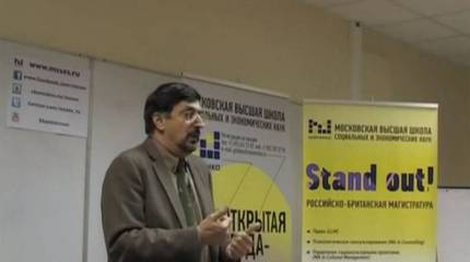 Ультралибералы требуют извинений перед профессором, назвавшим русский язык "клоачным"