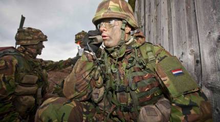 Нидерландские военные поехали на учения без зимней одежды. В Норвегию