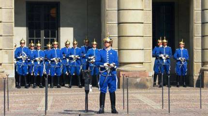 Шведские власти для снижения миграционных рисков предлагают вернуть призыв на военную службу