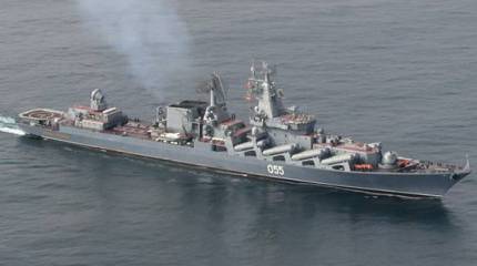 Ракетный крейсер "Маршал Устинов" вышел в море для проведения ходовых испытаний после ремонта