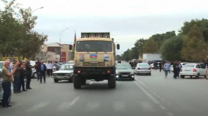 «Вещают об успехах армии и неудачах противника»: В прифронтовой части Азербайджана появились машины с громкоговорителями