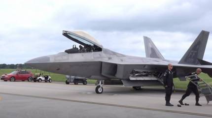 В ВВС США заявили о новой проблеме с истребителями F-22