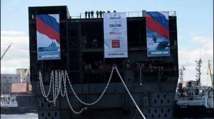 На Балтийском заводе спустили на воду корму российского вертолетоносца «Севастополь»