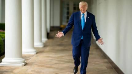 «Дал отсрочку»: Трамп отложил введение 50-процентных пошлин на продукцию Евросоюза