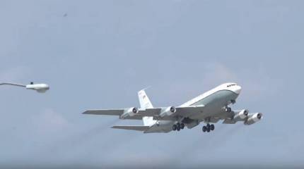 На аэродром в Кубинке приземлялся американский самолёт-разведчик