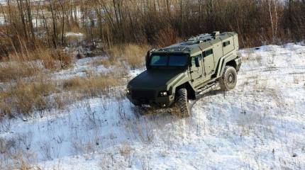 Минобороны РФ получило первые десять бронеавтомобилей К-53949 "Тайфун-К"