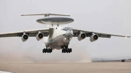 Первый северокорейский самолёт ДРЛОиУ совершил полёт: показан интерьер новой машины на базе Ил-76