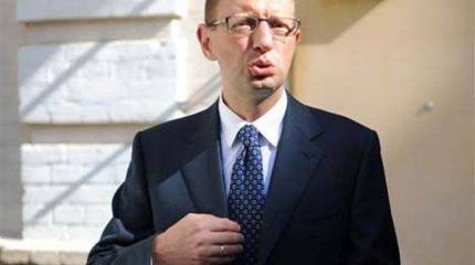Яценюк заявил, что пост премьер-министра Украины добровольно не покинет