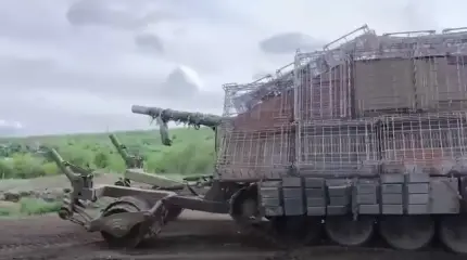 В ходе парада на Красной площади теперь было бы правильно показывать и технику фронтовых «Кулибиных»