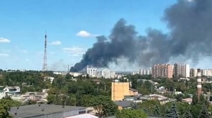 Показаны последствия ракетного удара по хранилищу ГСМ в порту Одессы
