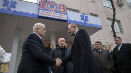 Депутаты ВРУ: "Яценюк написал заявление об отставке"