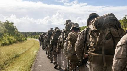 Тренировки спецназа США с рейдовыми рюкзаками в Пуэрто-Рико - намёк на Кубу