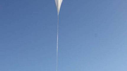 Очередные неудачные испытания прототипа "марсианского" спускаемого зонда NASA породили новые разговоры сторонников "лунной теории заговора"