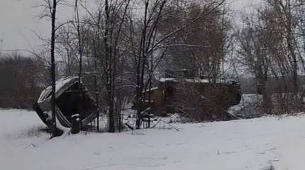 В кадр попал уничтоженный MRAP Kirpi ВСУ в расцветке турецкой армии