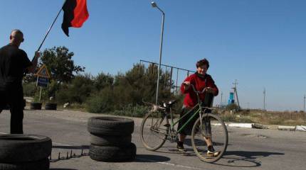 «Правосеки» пообещали усилить блокаду Крыма, отключив его от электроэнергии и прервав морское сообщение