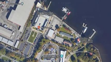 Обрушение моста в Балтиморе фактически лишило выхода в море учебную флотилию ВМС США, корабли КМП и  Центра логистики Береговой охраны