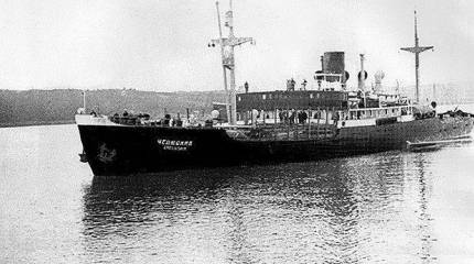 Семеро смелых: первые Герои Советского Союза