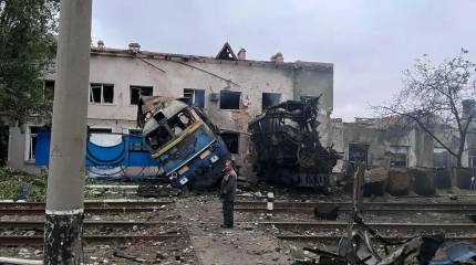 Появились фото с результатами удара по железнодорожной инфраструктуре противника