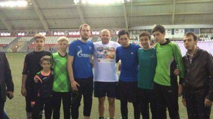 Пчёлы и осы. Добро с кулаками