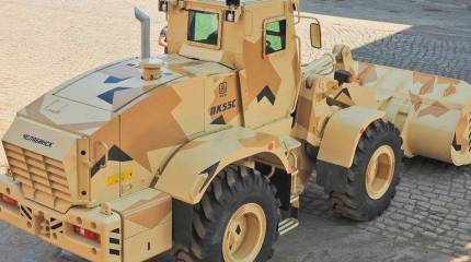 Уралвагонзавод создал бронированный погрузчик-"трансформер"